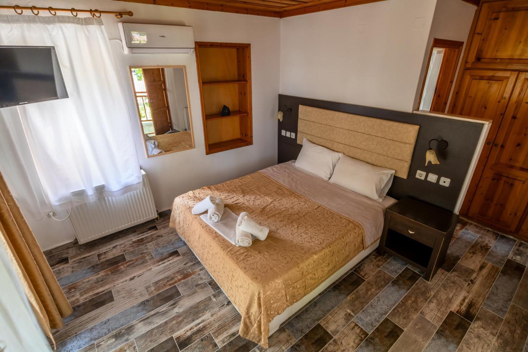 Hotel Kokkino Nero ภายนอก รูปภาพ